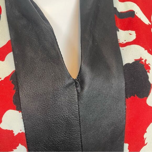 GUCCI- Pre-Fall 2014 Red and Black Leopard Print A Line Dress Size 40 - Picture 3 of 13